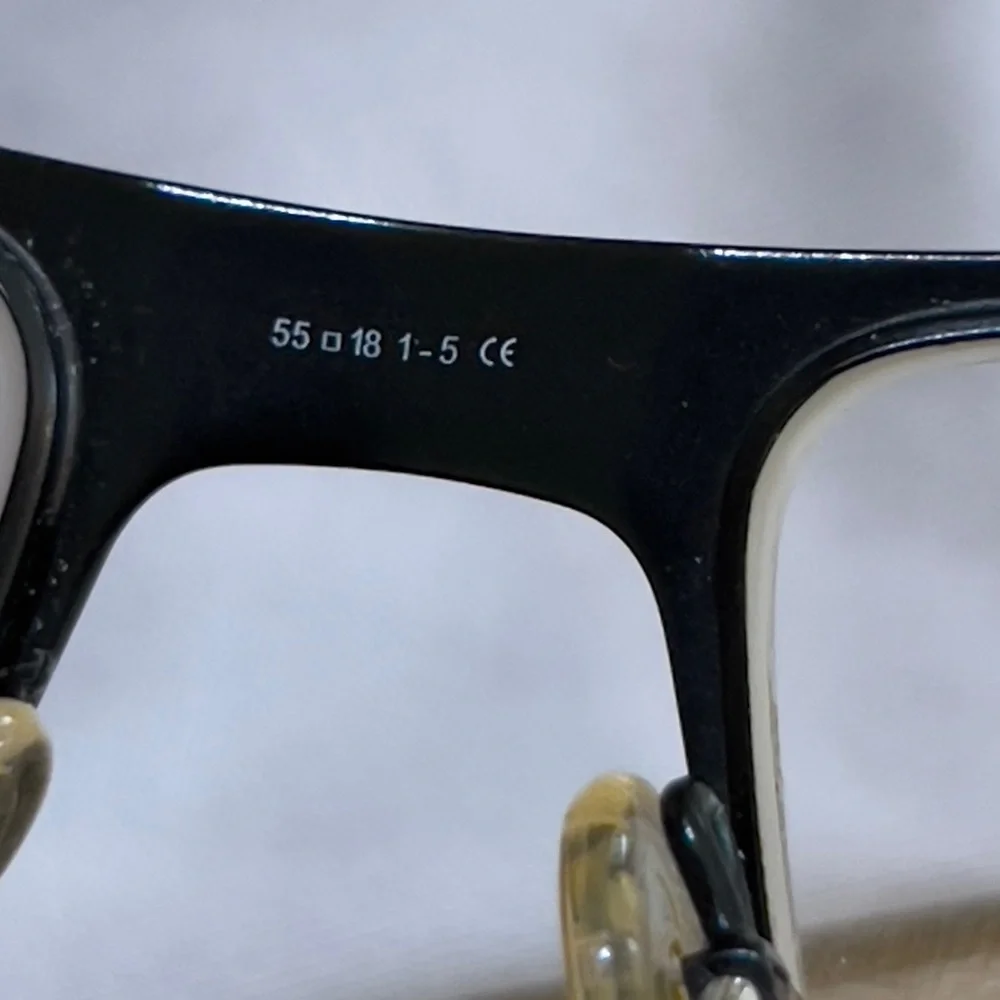 Gucci men’s eyeglasses frames with case